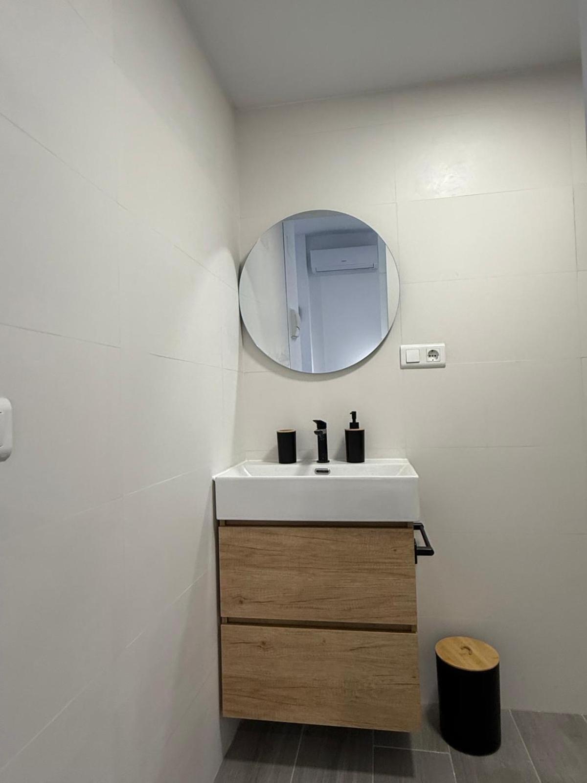 Apartamento Maui Beach En El Palo Málaga Kültér fotó